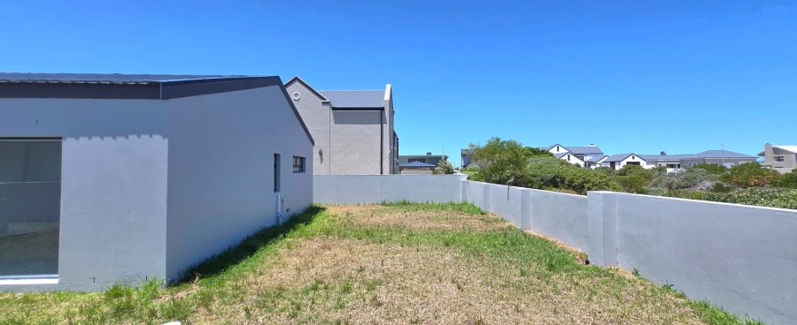5 Bedroom Property for Sale in Kleinbaai Western Cape